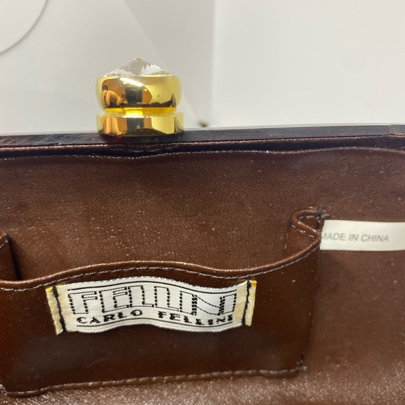 Carlo Fellini Amber Resin Clutch Purse with Gold Chain - Picture 9 of 9